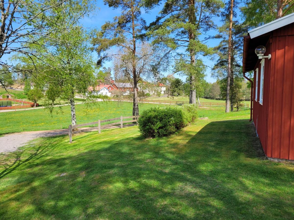 Sommarstuga Vargarda Ngoại thất bức ảnh